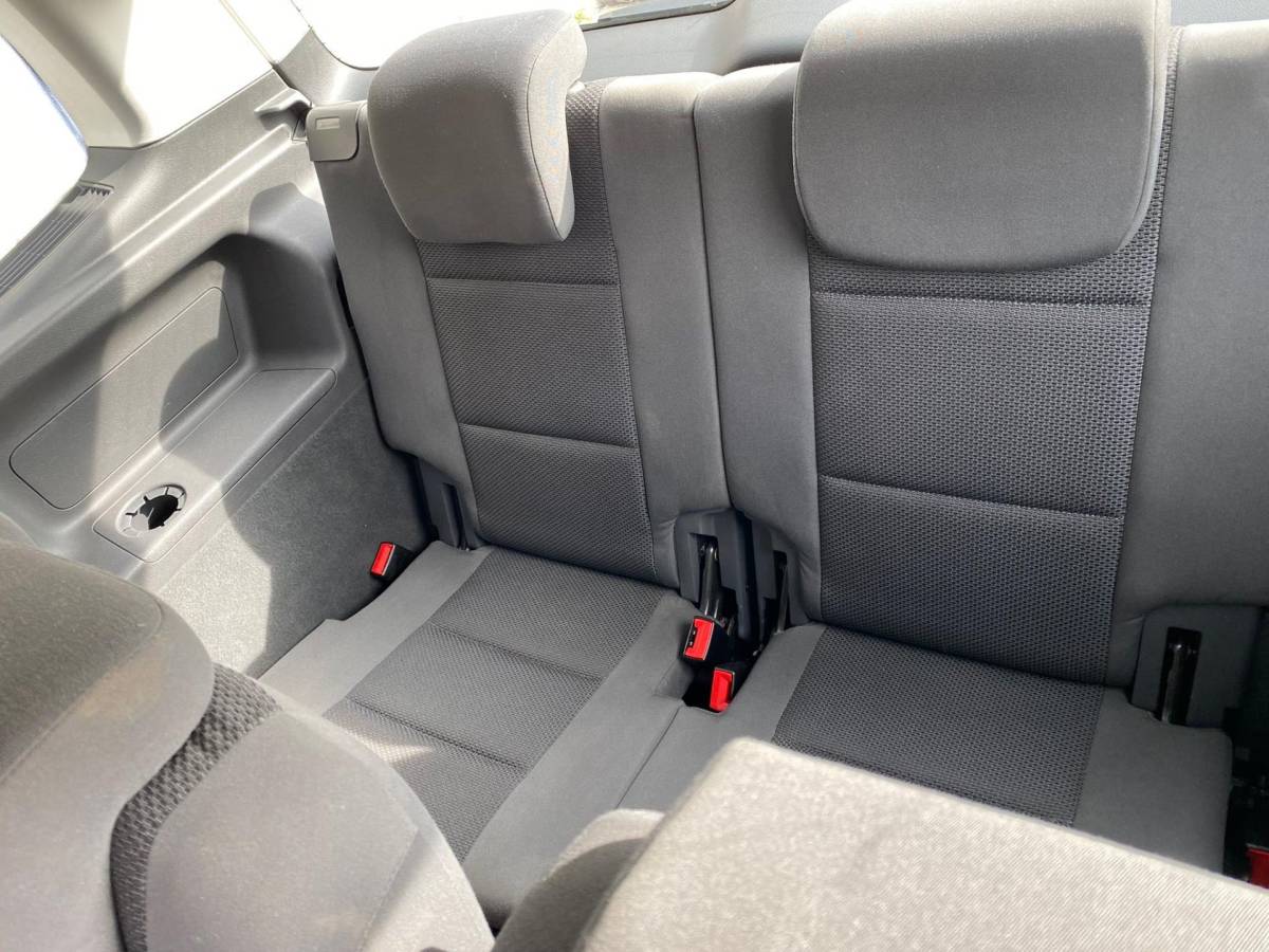 Volkswagen Touran Volkswagen Touran 1.2 TSI Highline BlueMotion 7p. Cruise Controle! Stoelverwarming! Airco