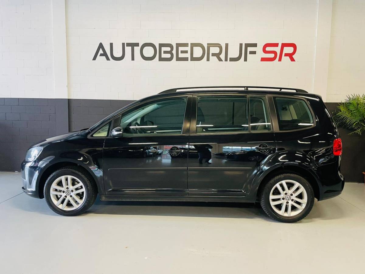 Volkswagen Touran Volkswagen Touran 1.2 TSI Highline BlueMotion 7p. Cruise Controle! Stoelverwarming! Airco
