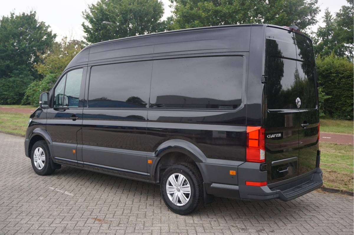 Volkswagen Crafter Volkswagen Crafter 35 177PK L3H3 AUT BPM VRIJ!! Airco, Navi, Camera, Gev. Stoel, Alarm, LED!! NR. 936