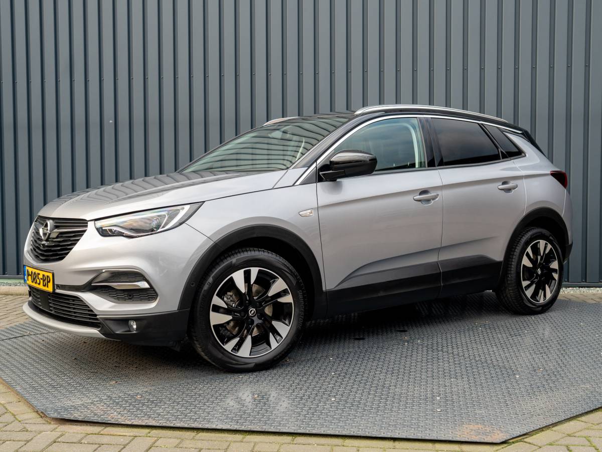 Opel Grandland X Opel Grandland X 1.2 Turbo 130Pk Innovation | Keyless | Elk A-klep | 360 Camera | LED-koplampen | Prijs Rijklaar!!