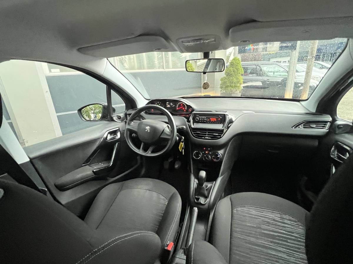 Peugeot 208 Peugeot 208 1.0 VTi Access bj 2014 km 120.000 68pk