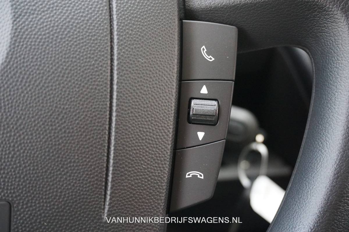 Opel Movano Opel Movano 3500 2.2 CDTI 140PK L2H2 BPM VRIJ!! Airco, Cruise, DAB+, PDC!! Nr. 428