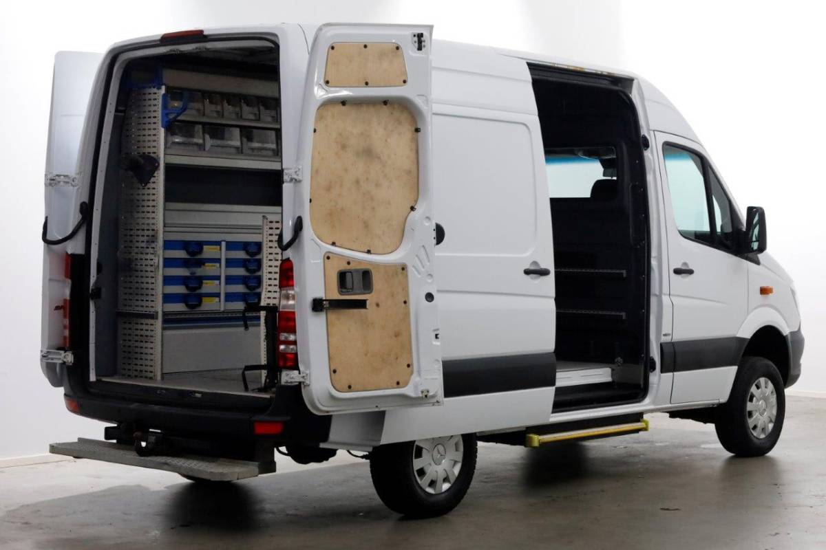 Mercedes-Benz Sprinter Mercedes-Benz Sprinter 316 CDI 163pk E6 4X4 ZG1 L2H2 Airco/Xenon/Inrichting 10-2016