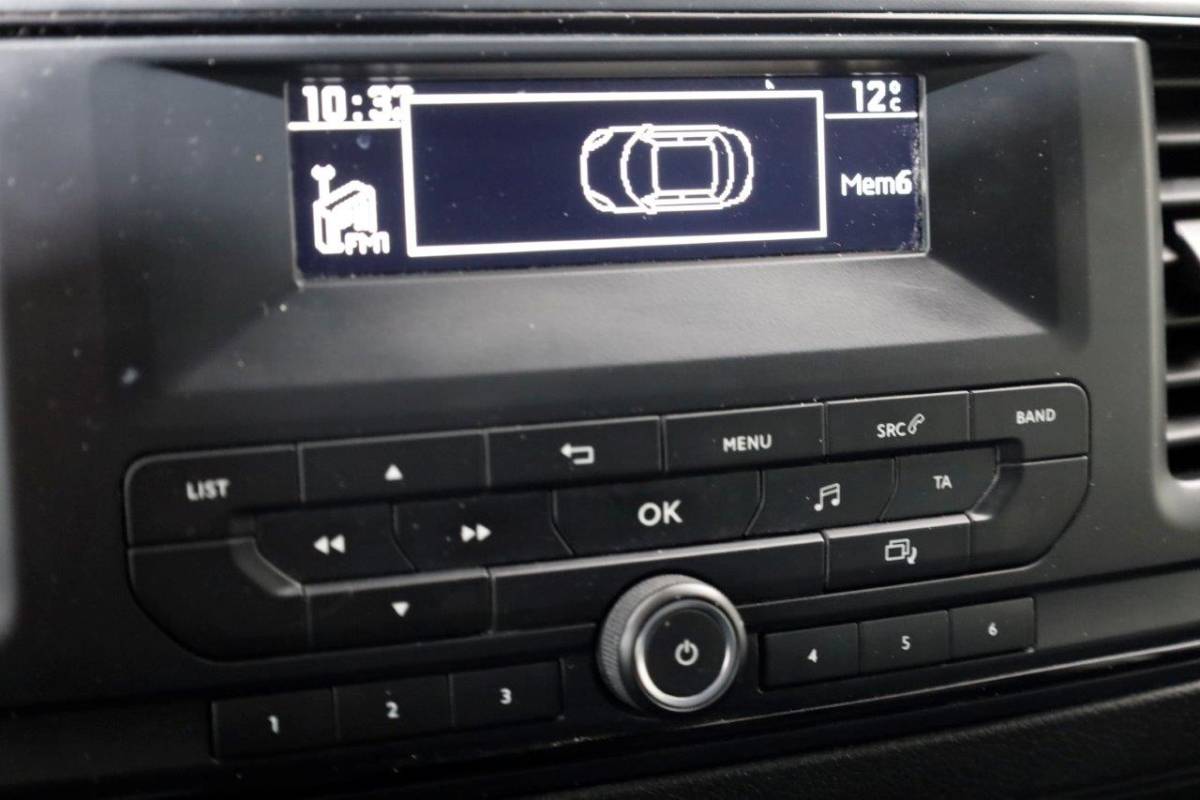 Peugeot Expert Peugeot Expert 2.0 BlueHDI 120pk E6 Lang D.C. Airco 02-2018