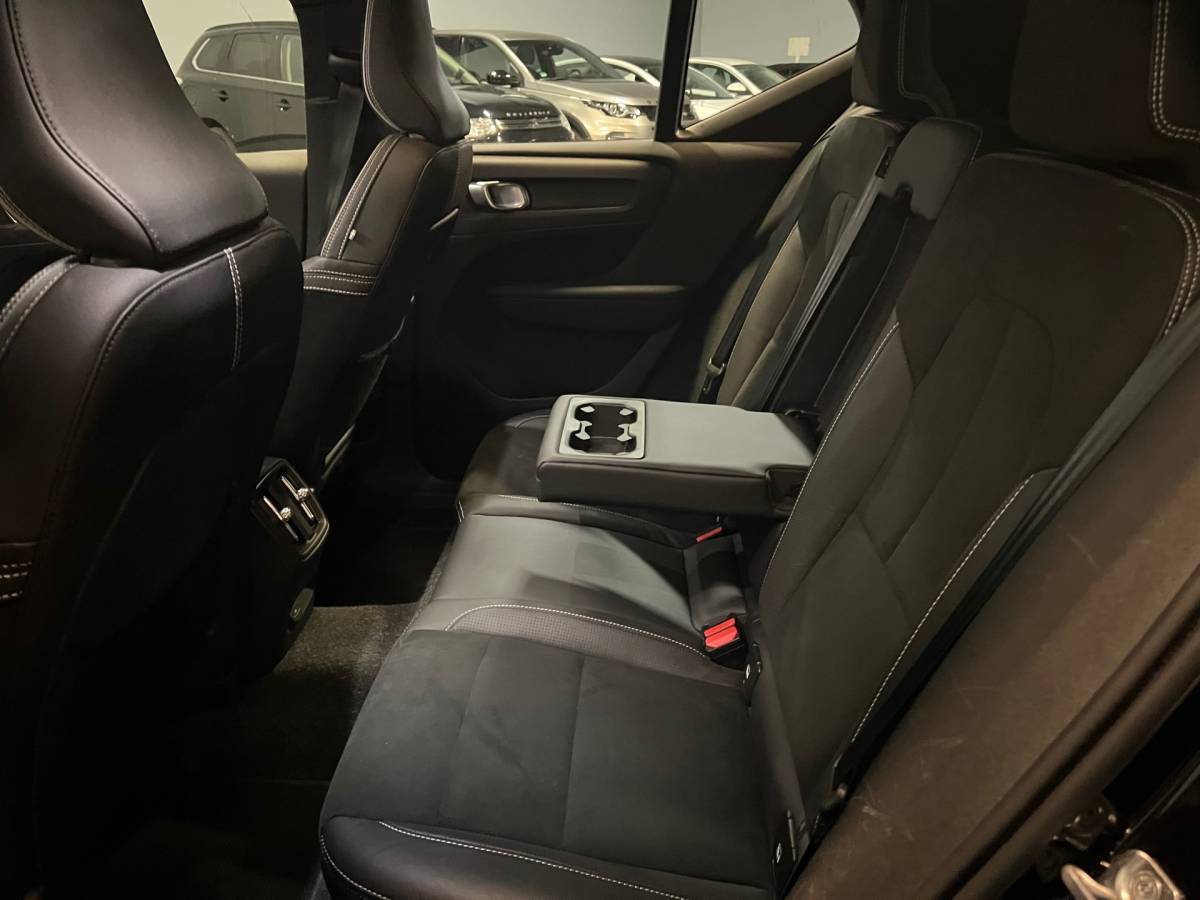 Volvo XC40 Volvo XC40 Recharge P8 AWD R-Design|SOH 96%|1e Eig|Pano|360*|Harman Kardon|Trekhaak