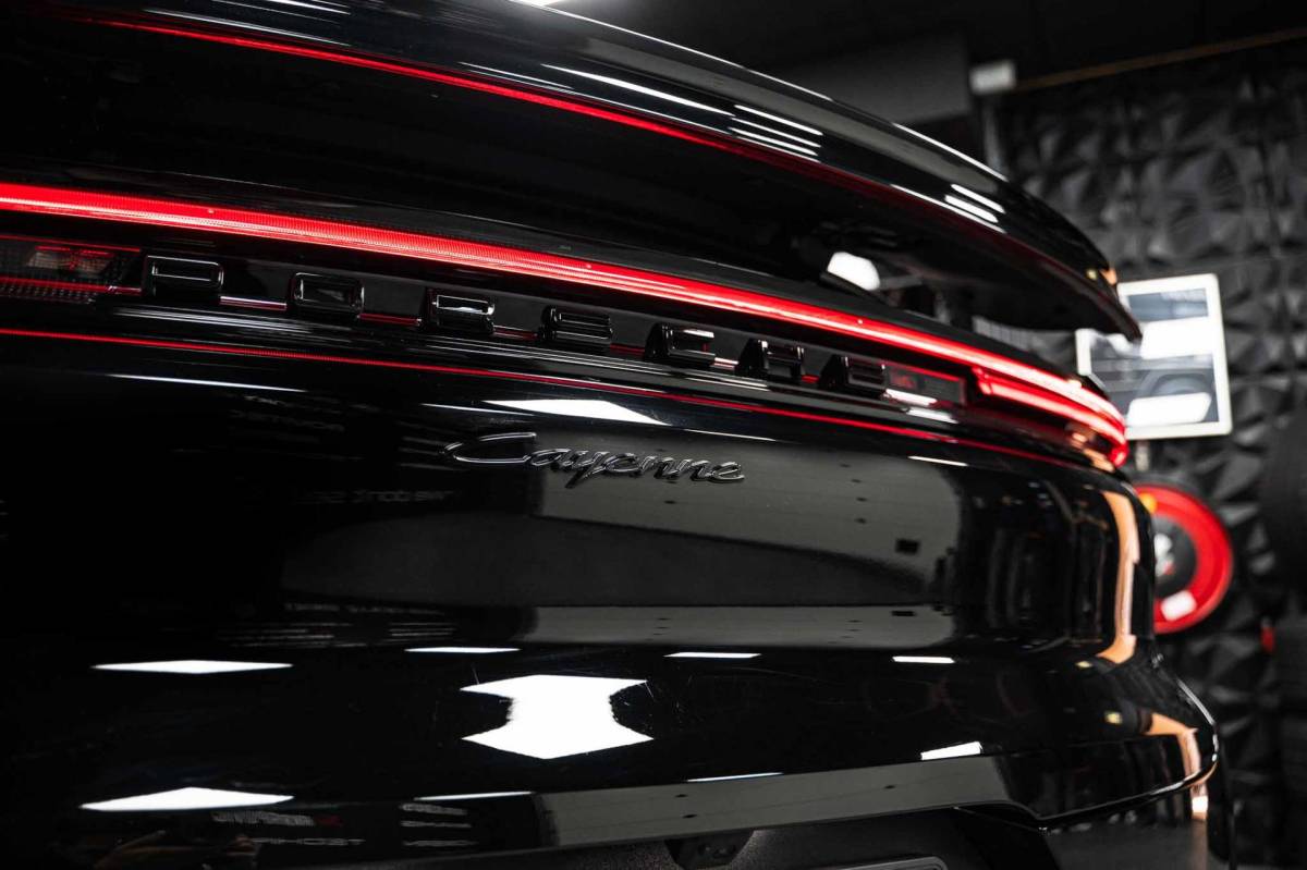 Porsche Cayenne Porsche Cayenne Coupé 3.0 E-Hybrid PANO|ACC|22”|Sportdesign