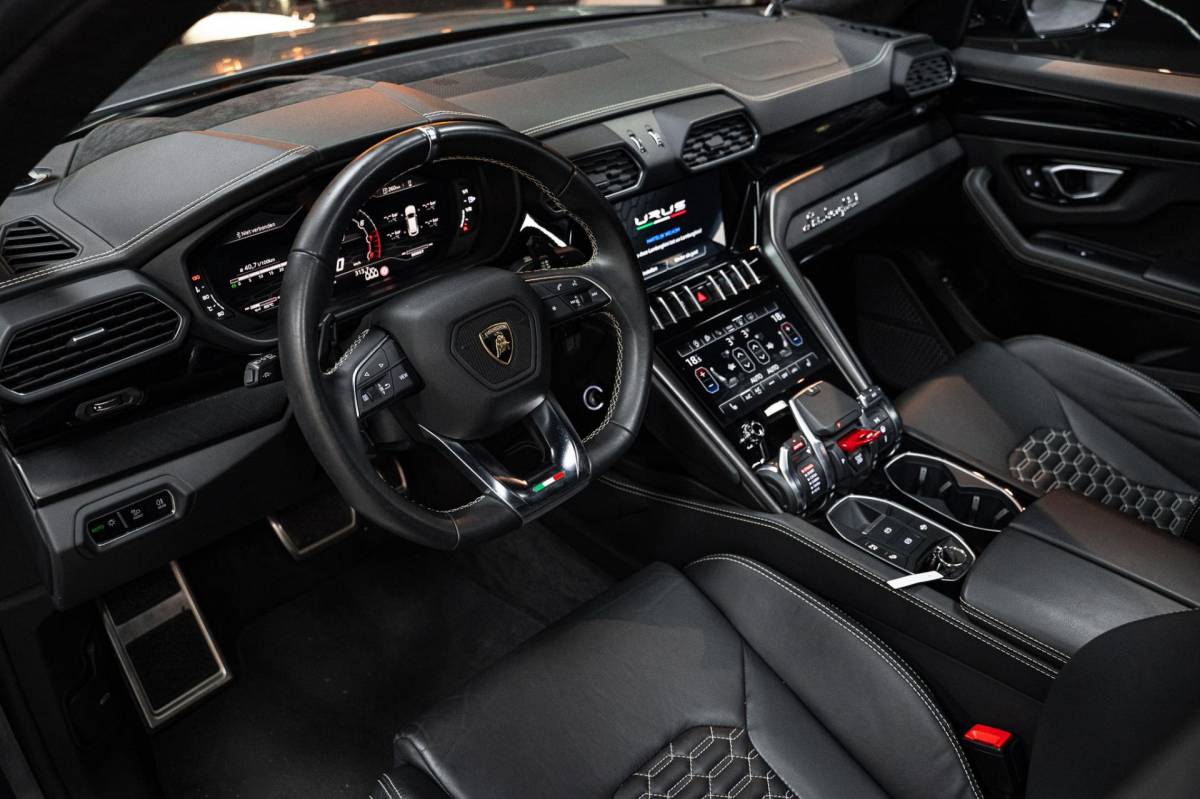 Lamborghini Urus Lamborghini Urus 4.0 V8 |Ceramic|Leder|B&O|FULL|23inch