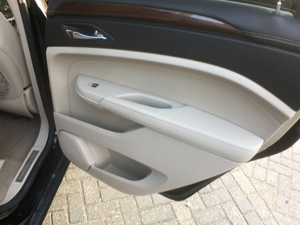 Cadillac SRX Cadillac SRX 3.0 V6 AWD Sports Luxury incl Garantie Bijna Jongtimer