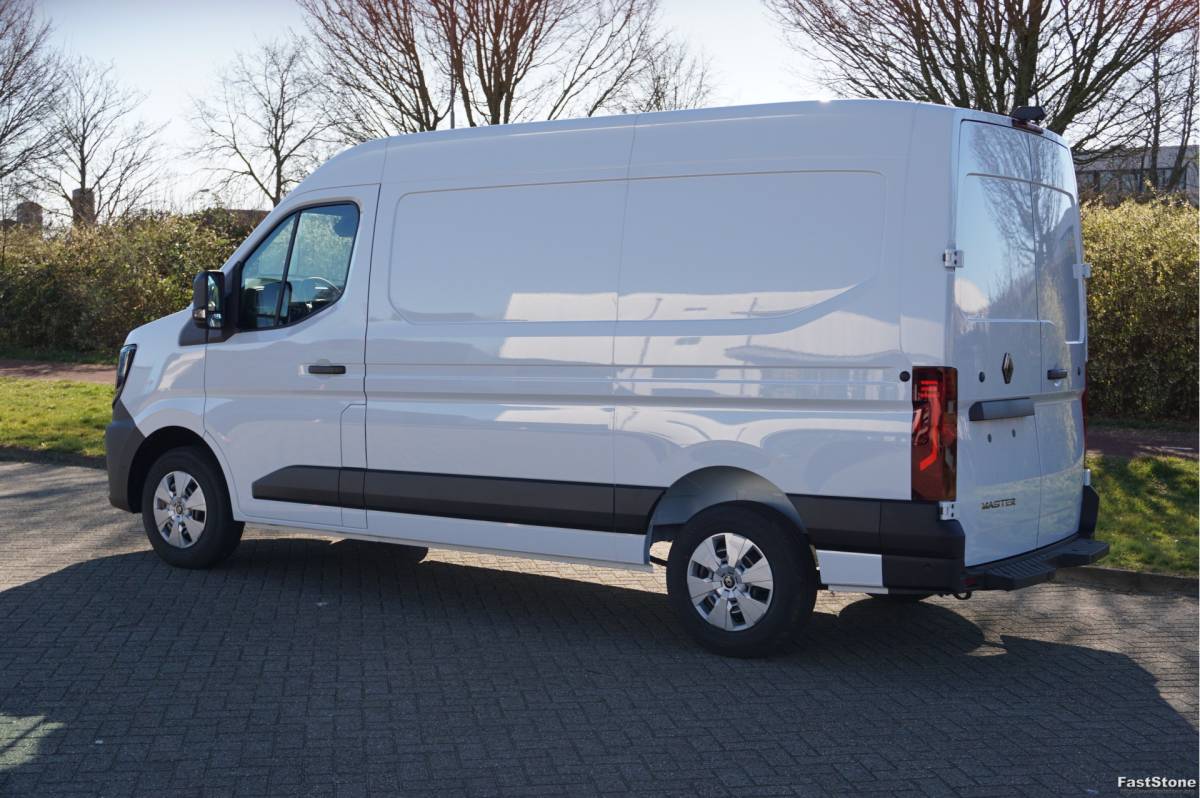 Renault Master Renault Master T35 2.0 150PK Extra L2H2 BPM VRIJ!! 10″ R-Link Navi, Camera, Clima, Cruise!! NR. 145