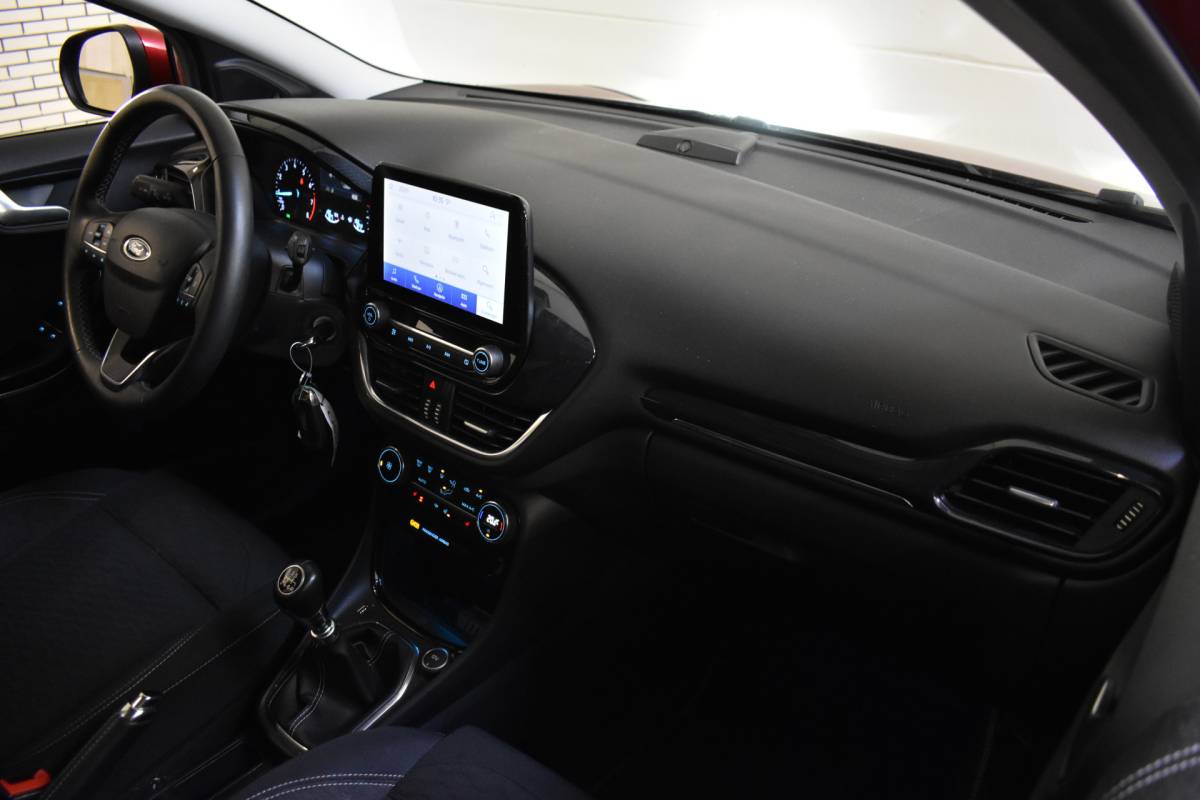 Ford Puma Ford Puma 125PK ECOBOOST HYBRID TITANIUM CARPLAY/LMV/MASSAGE