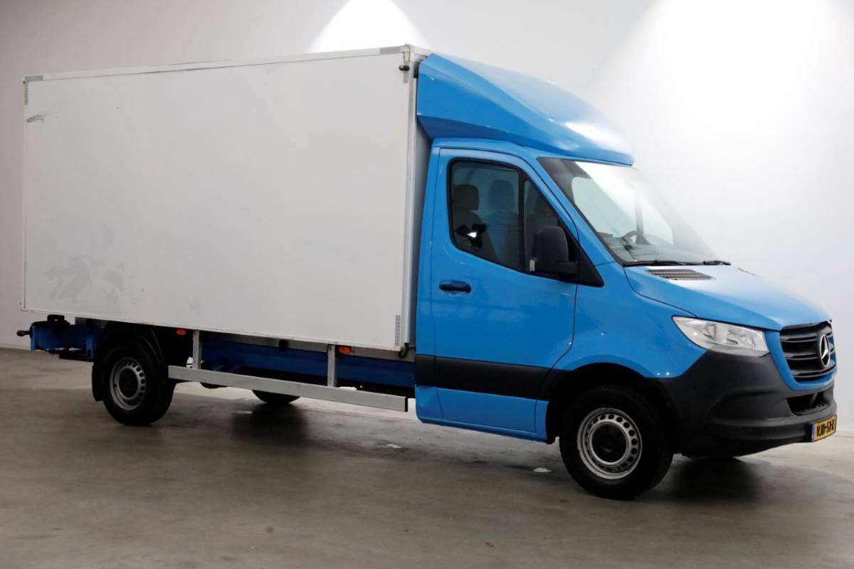 Mercedes-Benz Sprinter Mercedes-Benz Sprinter 311 CDI 7G Automaat RWD Bakwagen met achterdeuren Airco 2-Persoons 02-2021