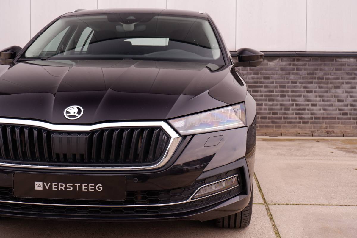 Škoda Octavia ŠKODA Octavia Combi 1.4 TSI iV PHEV Business Edition | LED | Trekhaak | Navi | Camera | Carplay