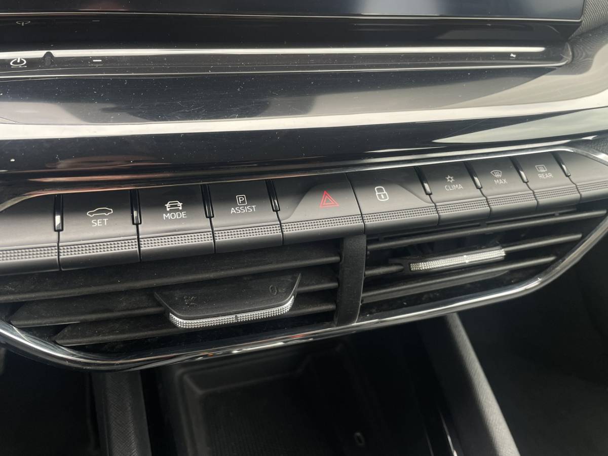 Škoda Octavia ŠKODA Octavia Combi 1.4 TSI iV PHEV Business Edition | LED | Trekhaak | Navi | Camera | Carplay