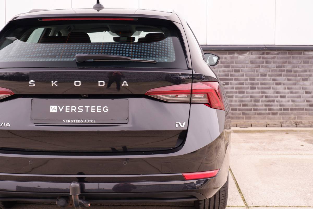 Škoda Octavia ŠKODA Octavia Combi 1.4 TSI iV PHEV Business Edition | LED | Trekhaak | Navi | Camera | Carplay