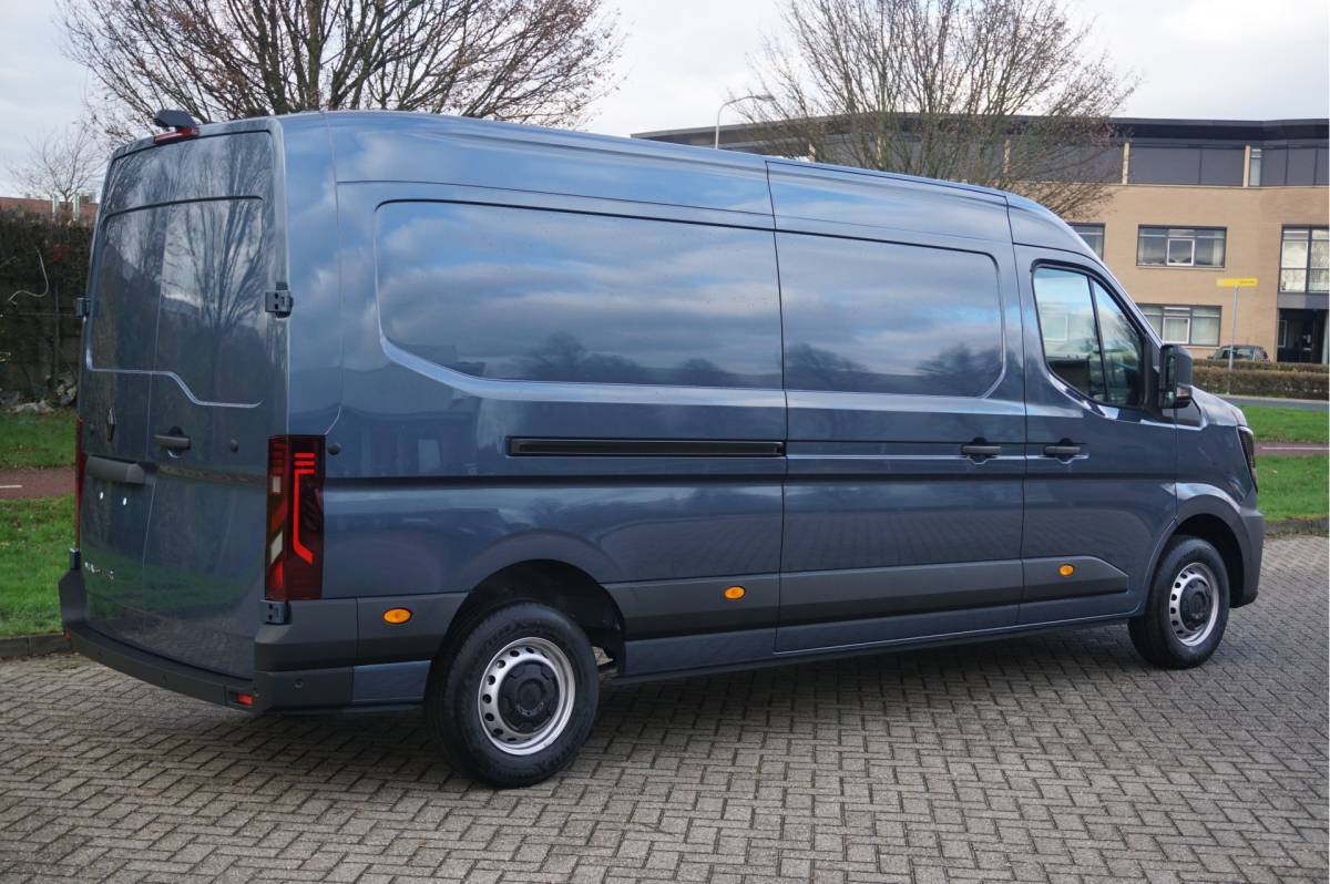 Renault Master Renault Master T35 170PK L3H2 BPM VRIJ!! 10″ R-Link Navi, Camera, LED 2x Schuifdeur!! NR. 762