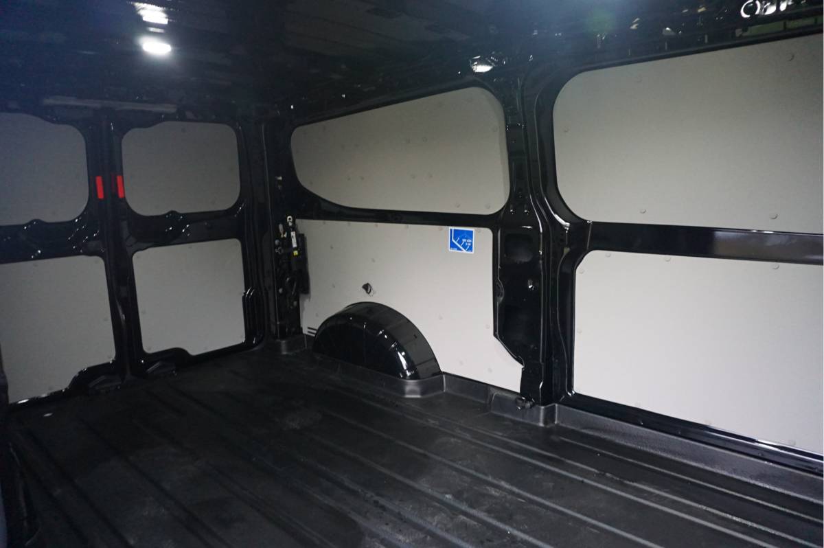 Ford Transit Custom Ford Transit Custom 300L 136PK Trend BPM VRIJ!! 13″ Sync Camera, Cruise, Trekhaak!! NR. 687