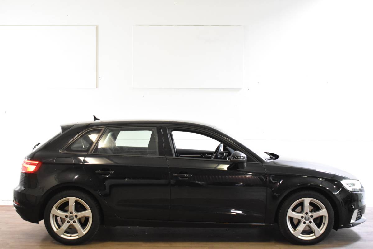 Audi A3 Audi A3 Sportback TFSI 115PK PRO-LINE SPORT NAVI/PDC/LED