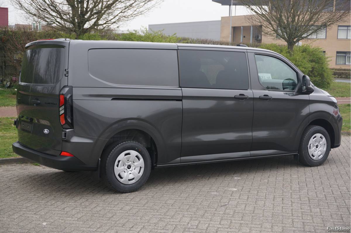 Ford Transit Custom Ford Transit Custom 320L 136PK Trend Dubbel Cabine BPM VRIJ!! Apple CP/Android A. LED, 2x Schuifdeur, 5 Jaar Garantie!! NR. 186