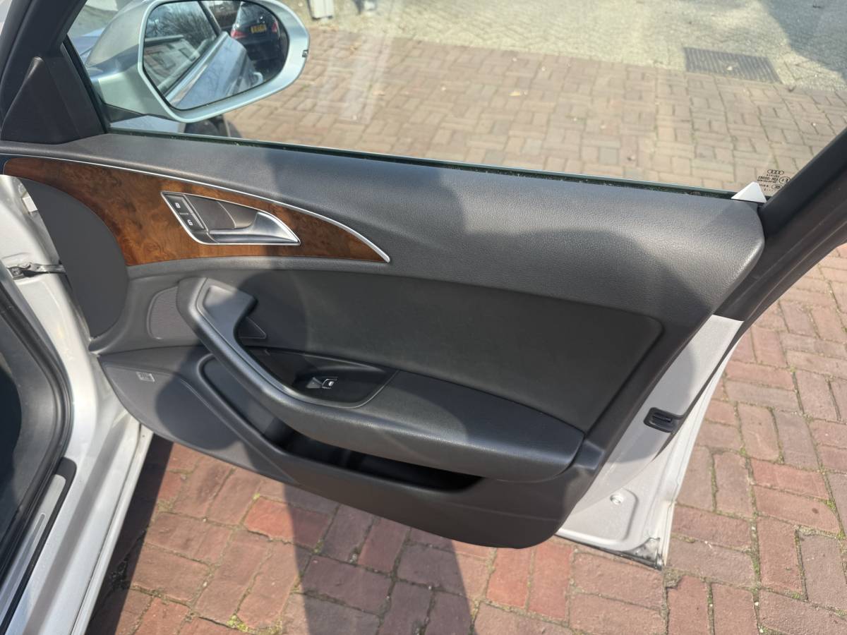 Audi A6 Audi A6 Avant 3.0 TFSI quattro Pro Line Plus Leer,20inch,Navi,Pdc Dealer onderhouden