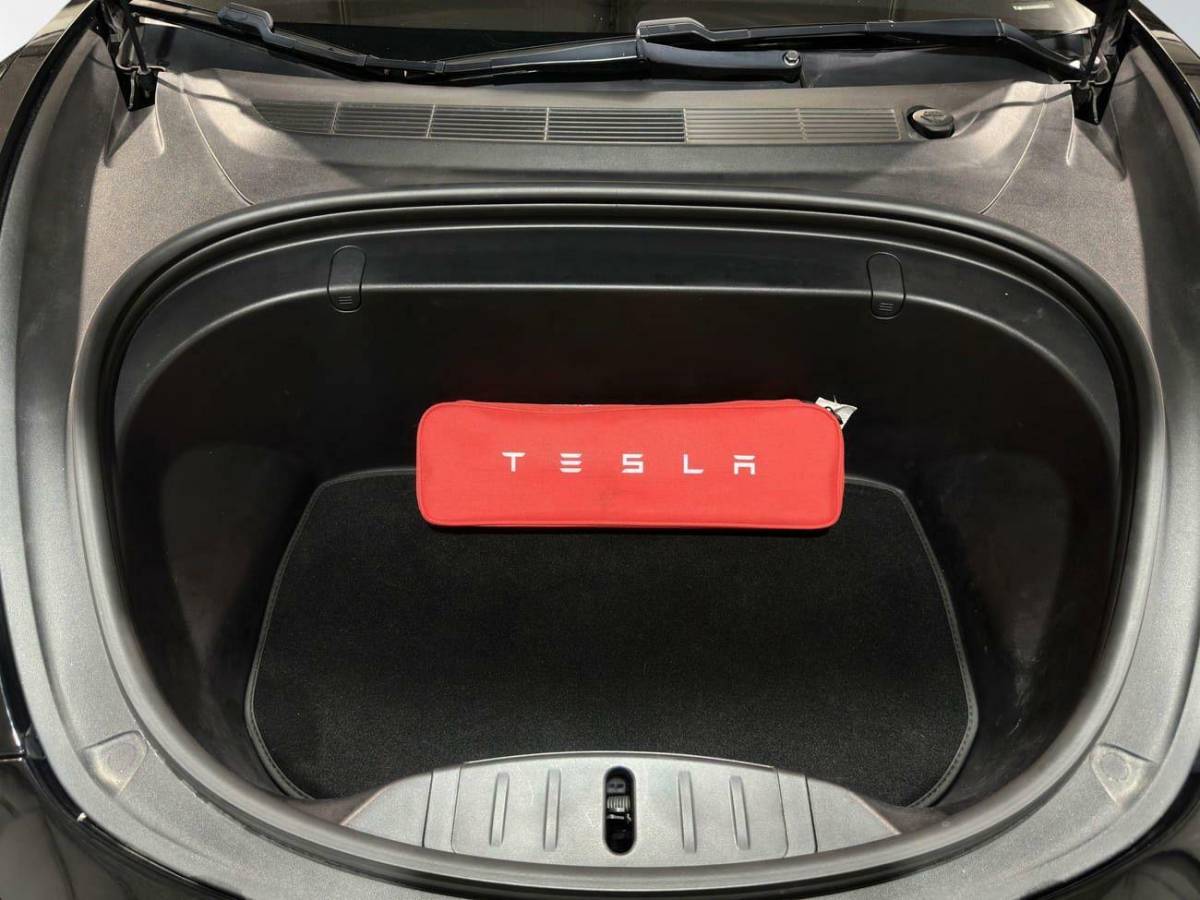 Tesla Model 3 Tesla Model 3 Performance AWD 75 kWh 513PK  Premium Sound  Autopilot