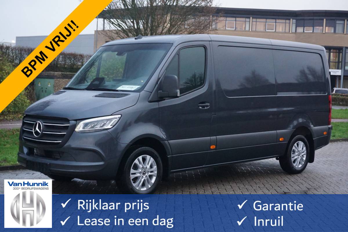 Mercedes-Benz Sprinter Mercedes-Benz Sprinter 319CDI Select L2H1 BPM VRIJ!! 10.25″ Mbux, ACC, LED, 3.5T Trekhaak, 17″ LM!! NR. 829