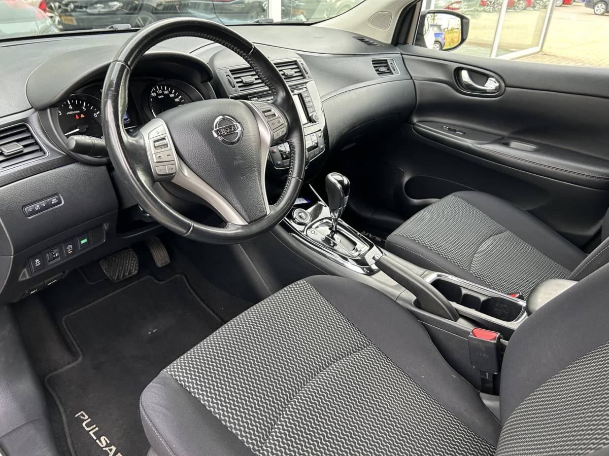 Nissan Pulsar Nissan Pulsar 1.2 DIG-T N-Connecta 50% deal 5.975,- ACTIE Automaat / Trekhaak / Camera / Keyless / Parelmoer wit