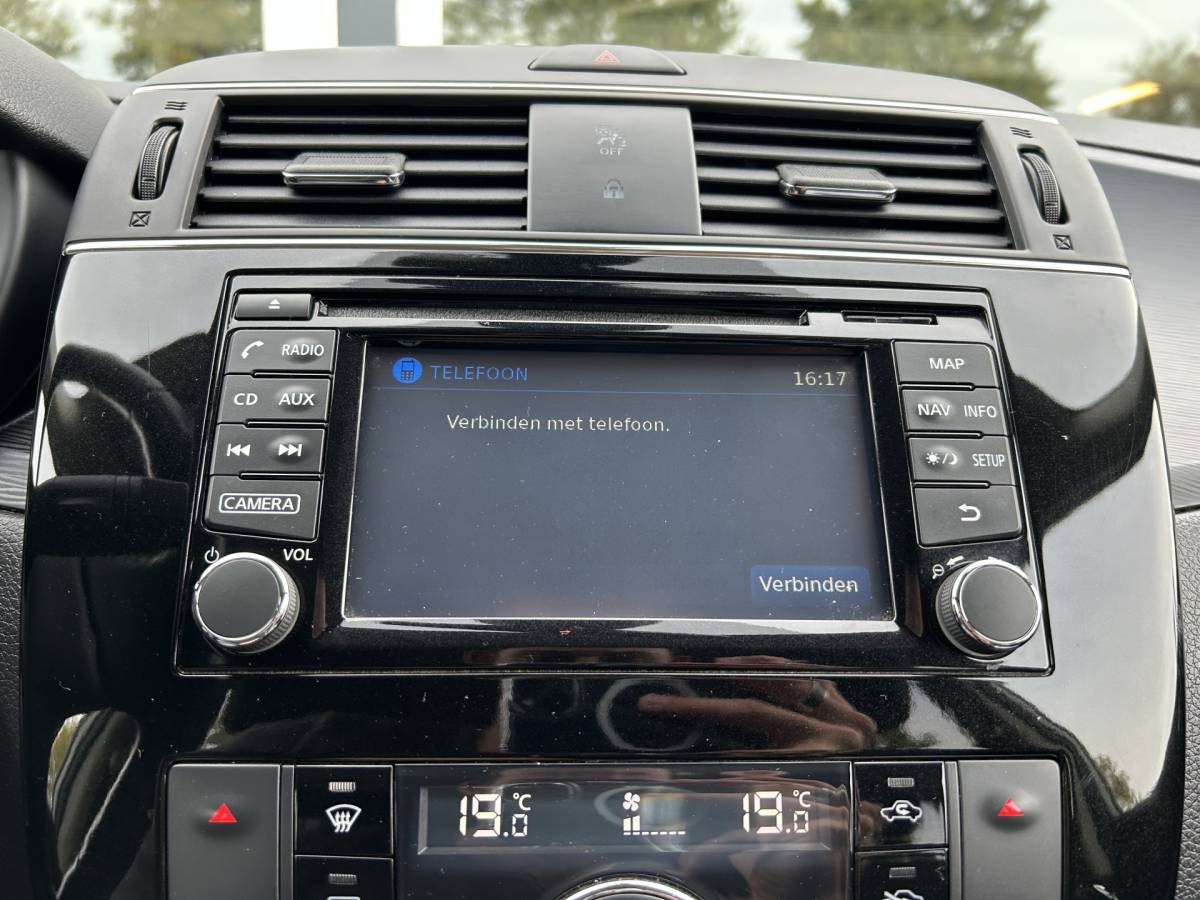 Nissan Pulsar Nissan Pulsar 1.2 DIG-T N-Connecta 50% deal 5.975,- ACTIE Automaat / Trekhaak / Camera / Keyless / Parelmoer wit