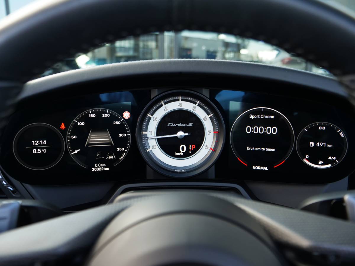 Porsche 911 Porsche 911 Cabrio 3.8 Turbo S | NL auto | burmester | carbon | sport-uitlaat | vierwielsturing