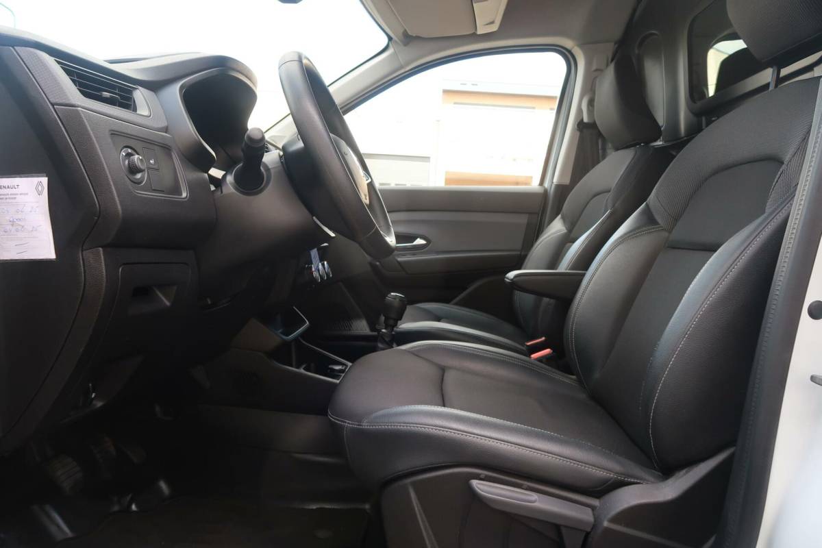 Renault Express Renault Express 1.5 dCi NAVIGATIE|CARPLAY|CRUISECONTROL|HALF-LEDER|PDC|DEALER ONDERHOUDEN