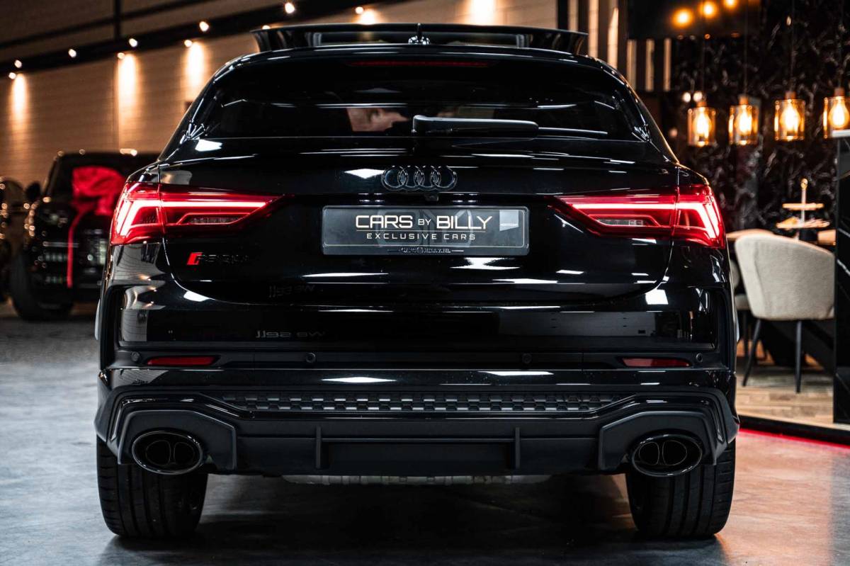 Audi Q3 Audi Q3 Sportback RSQ3, FULL|400PK|PANO|LEDER|AUT