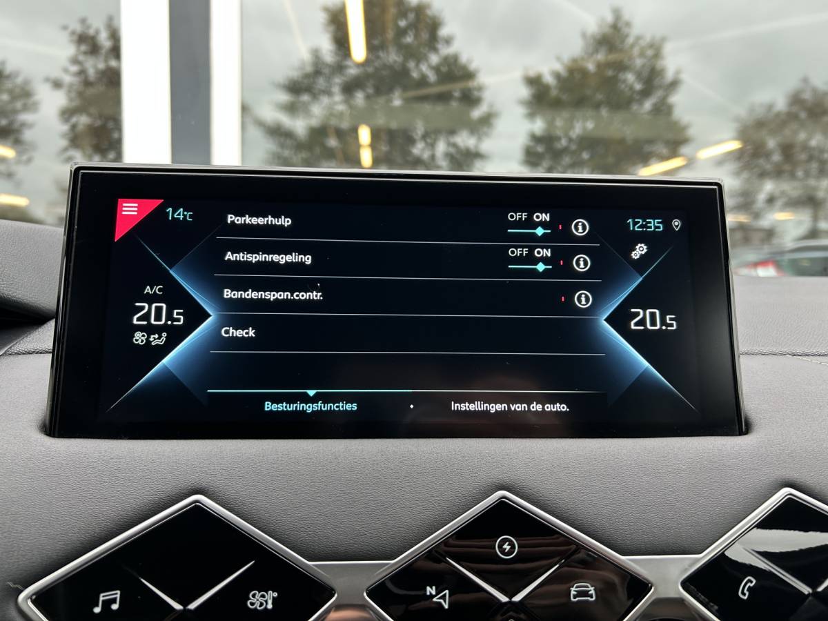DS DS 3 DS 3 Crossback E-Tense Bastille 50 kWh 50% deal 9.975,- ACTIE 28DKM! / Navi / Carplay / Clima / Cruise