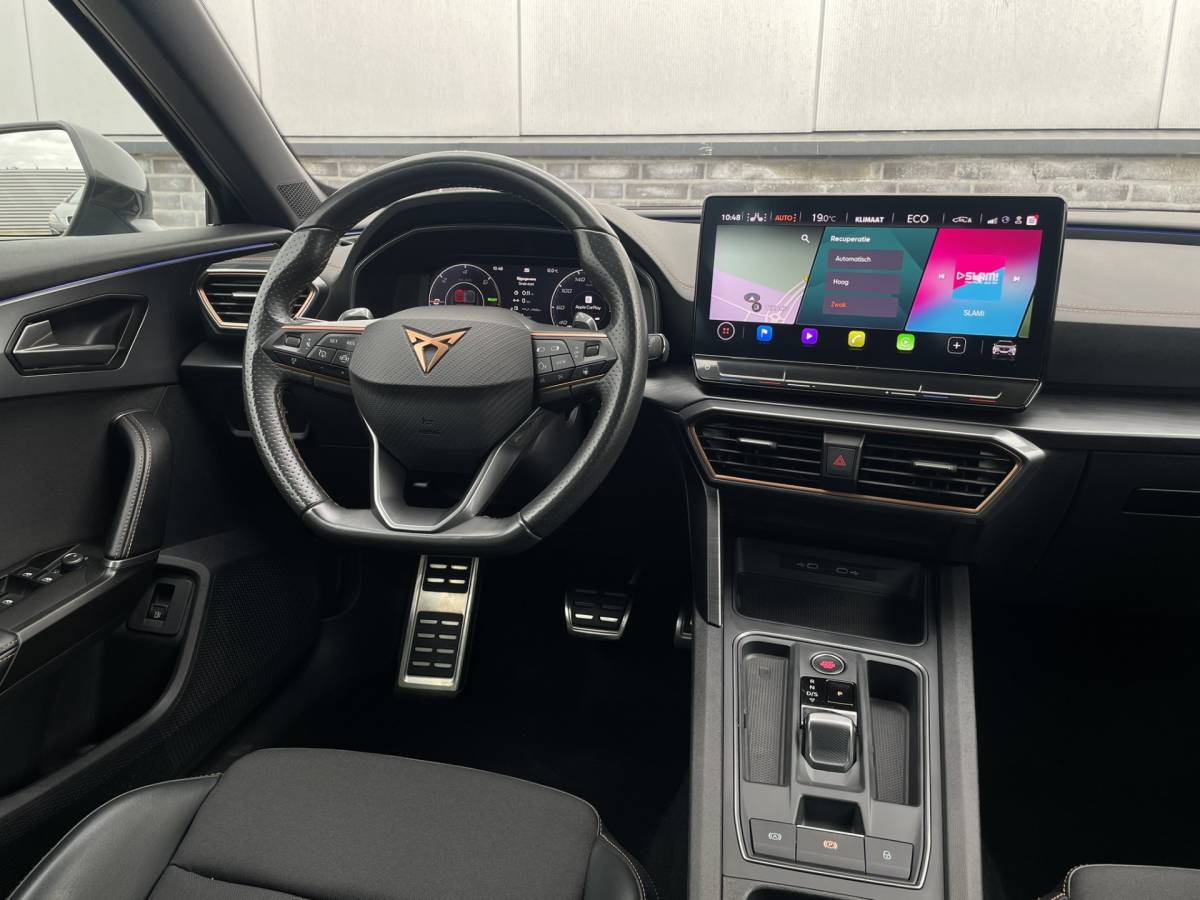 CUPRA Formentor CUPRA Formentor 1.4 e-Hybrid VZ Performance Elek. Trekhaak | Camera | LED | Navi | Sfeerverl. Carplay | Blind Spot
