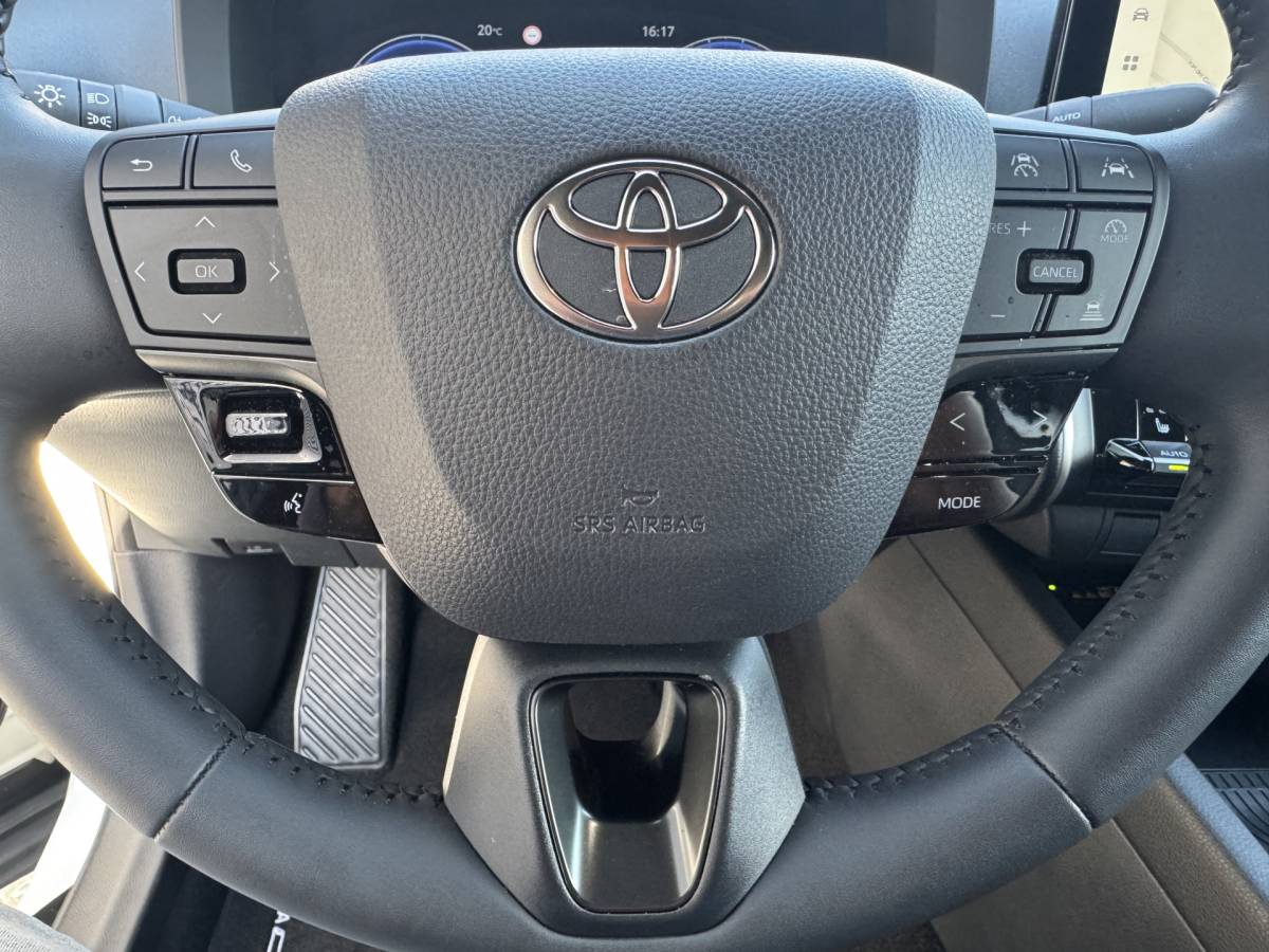 Toyota C-HR Toyota C-HR 2.0 Hybrid 200 Executive/Bi tone | 2.200 km | JBL | Sportstoelen | Rijklaar!!!