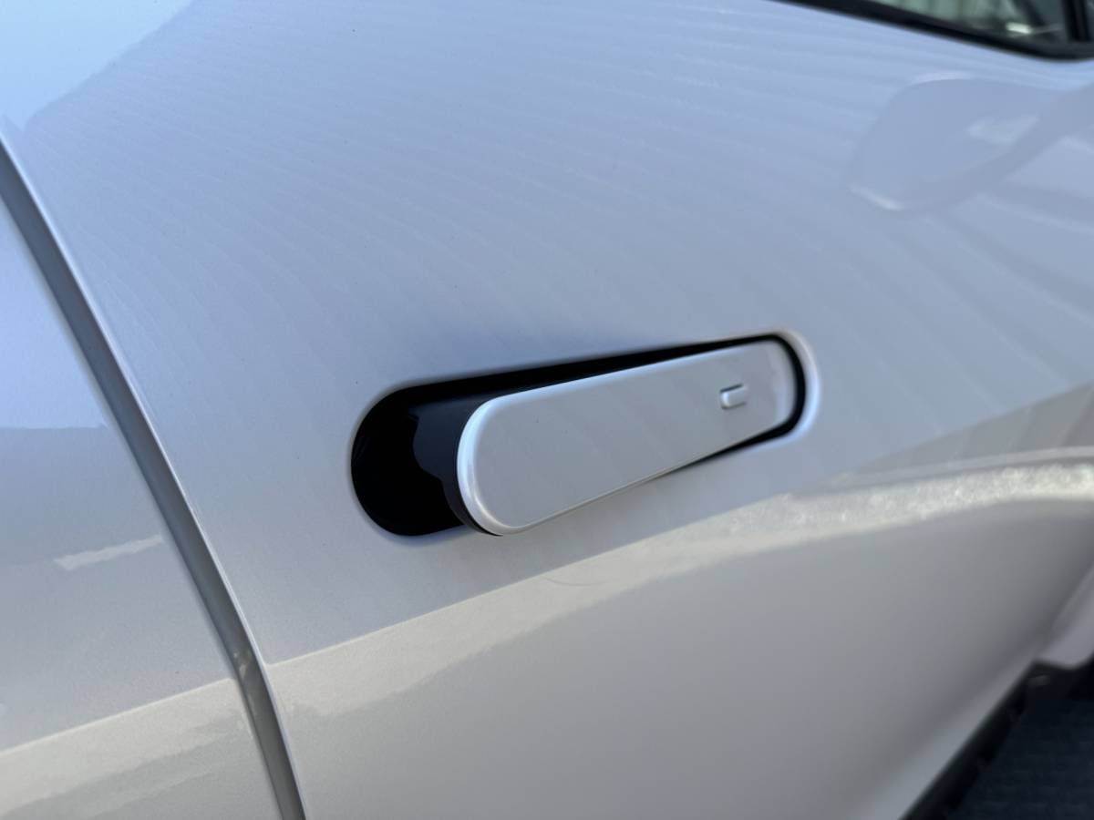 Toyota C-HR Toyota C-HR 2.0 Hybrid 200 Executive/Bi tone | 2.200 km | JBL | Sportstoelen | Rijklaar!!!