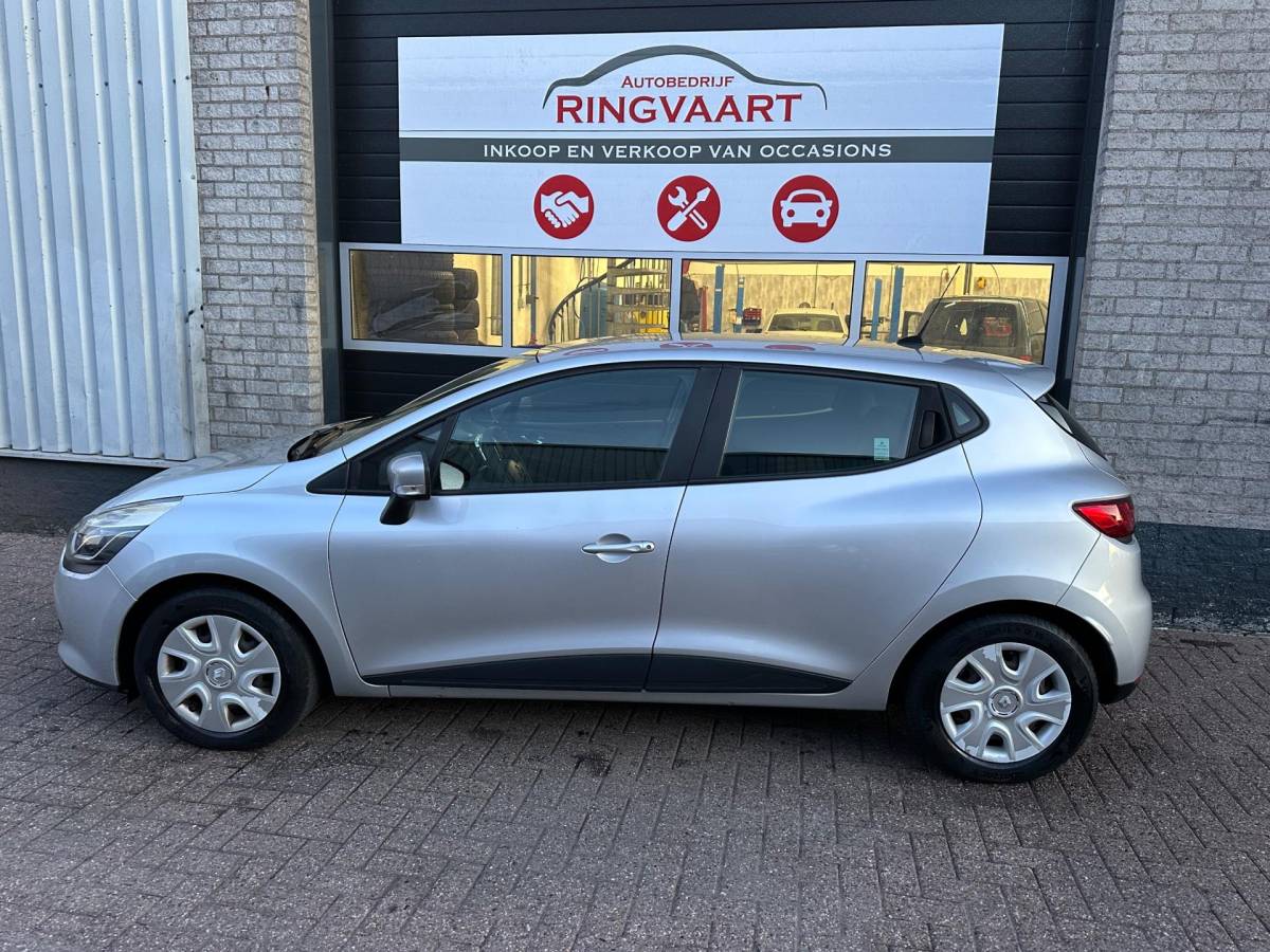 Renault Clio Renault Clio 0.9 TCe Expression 6 MAANDEN GARANTIE