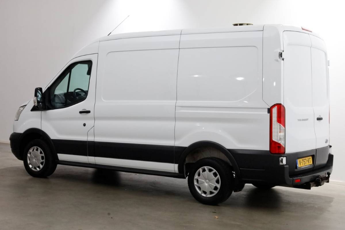Ford Transit Ford Transit 2.0 TDCI 130pk E6 L2H2 Trend Airco/Navi Trekhaak 2700kg 08-2018