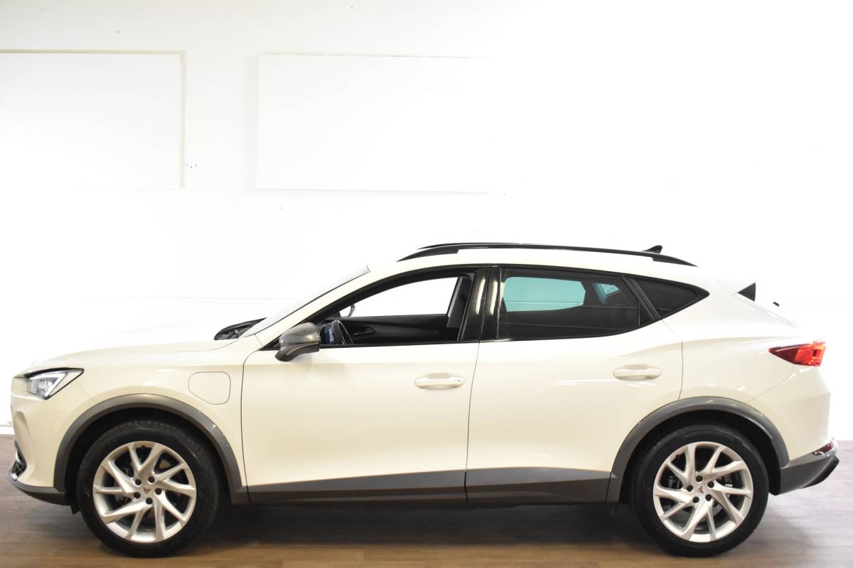 CUPRA Formentor CUPRA Formentor e-Hybrid 204PK BUSINESS SPORT VIRTUAL/LED