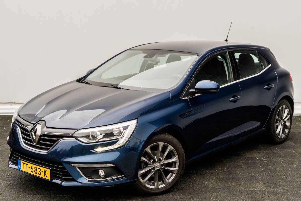 Renault Mégane Renault Mégane 1.2 TCe Limited | Sportstoelen | 17 inch LMV | PDC | Navigatie