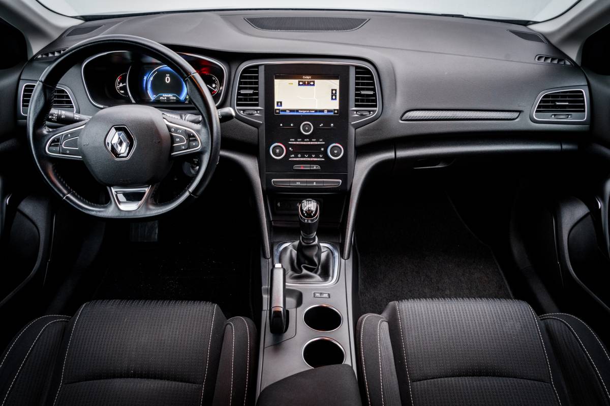 Renault Mégane Renault Mégane 1.2 TCe Limited | Sportstoelen | 17 inch LMV | PDC | Navigatie