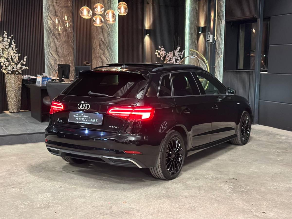 Audi A3 Audi A3 Sportback 1.4 e-tron|3X S-Line|PANO|VIRTUAL|BOMVOL
