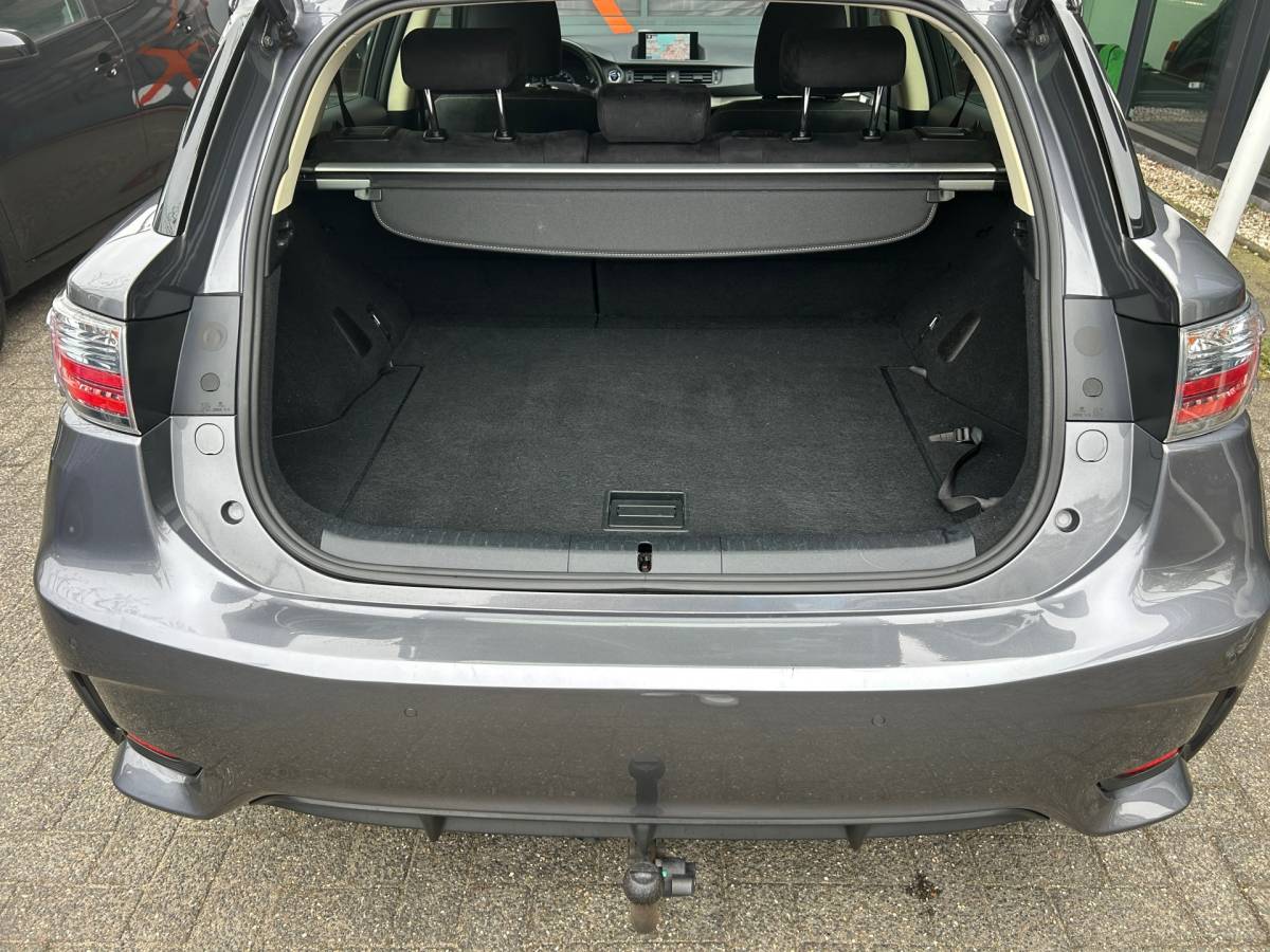 Lexus CT Lexus CT 200h NAVI TREKH NW MODEL NL-AUTO