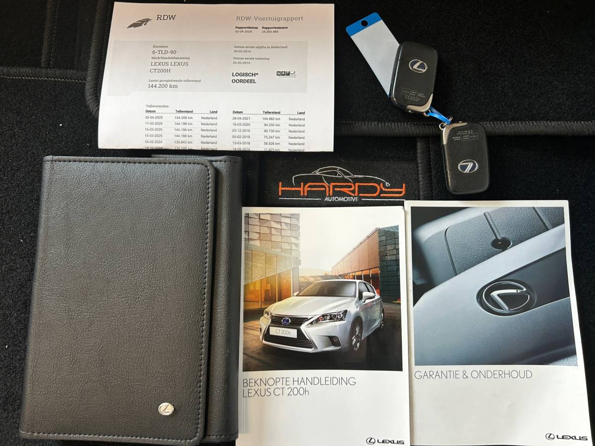 Lexus CT Lexus CT 200h NAVI TREKH NW MODEL NL-AUTO