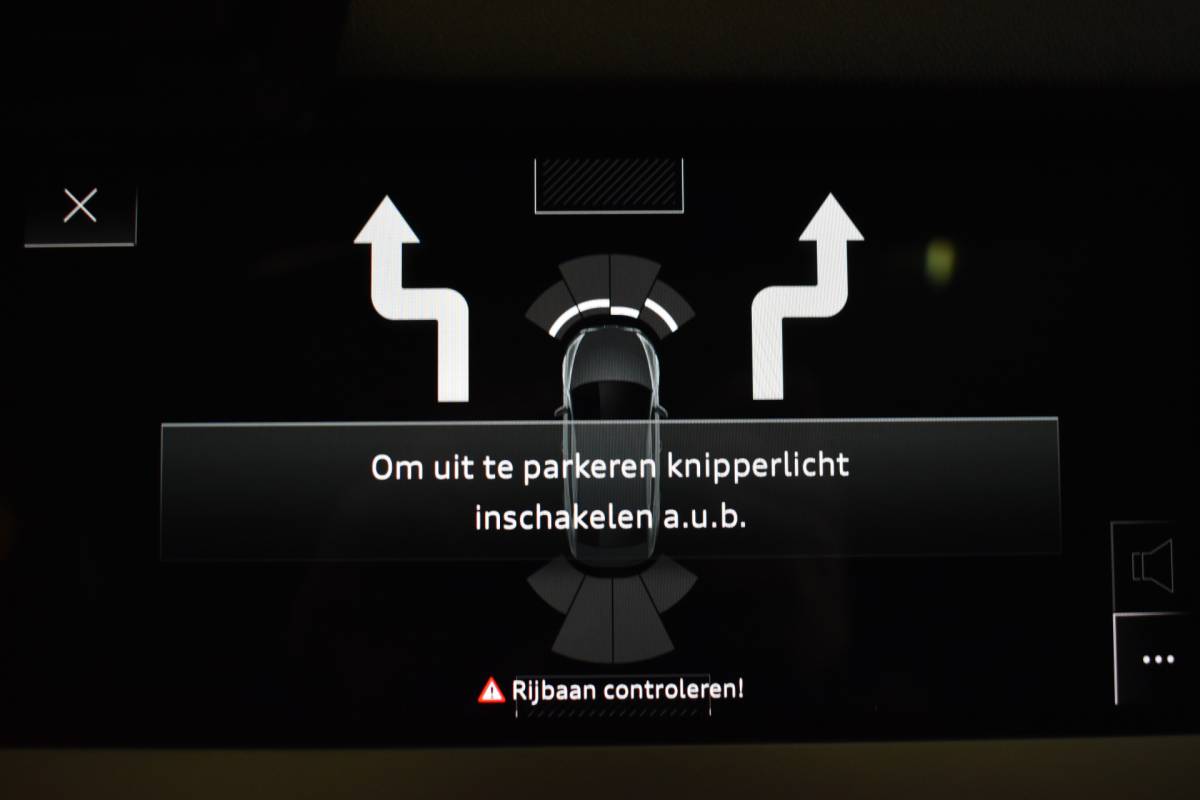 Audi A3 Audi A3 Limousine 2.0 TFSI 310PK S3 QUATTRO HEAD-UP/LEDER/PANORAMADAK