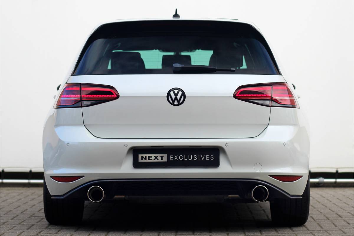 Volkswagen Golf Volkswagen Golf 1.4 TSI GTE | Orig. NL | Pano | Carplay | Sportuitlaat | Trekhaak