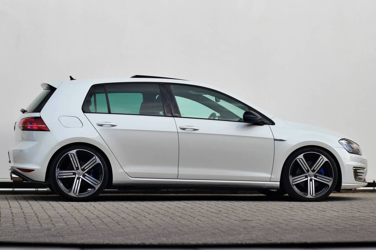 Volkswagen Golf Volkswagen Golf 1.4 TSI GTE | Orig. NL | Pano | Carplay | Sportuitlaat | Trekhaak