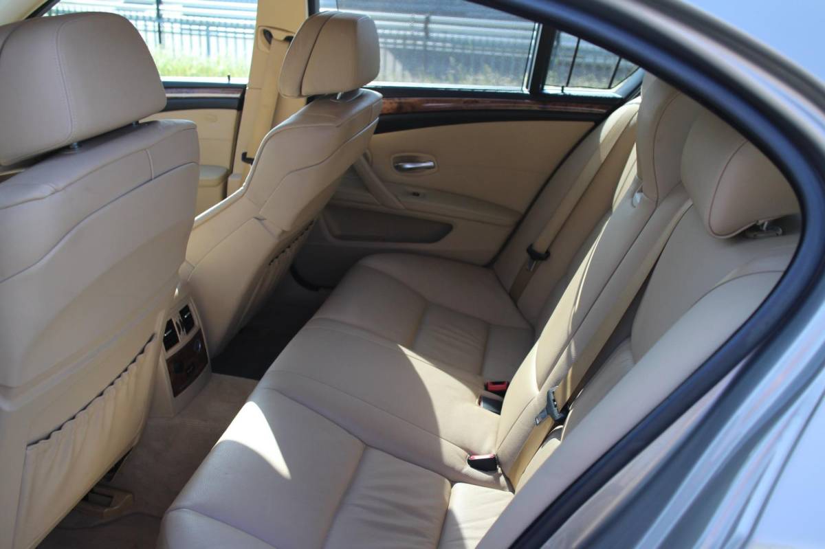 BMW 5 Serie BMW 5-serie 523i Executive