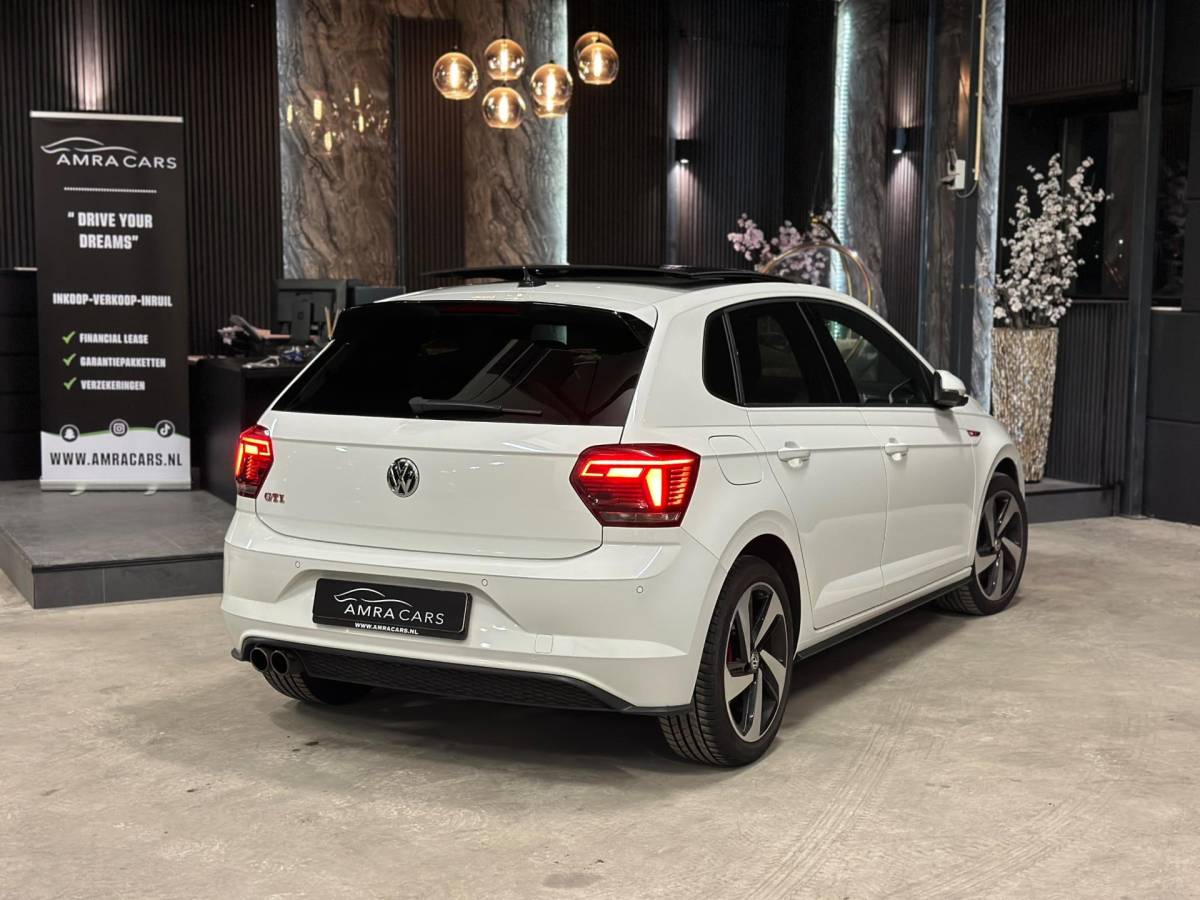 Volkswagen Polo Volkswagen Polo 2.0 TSI GTI|PANORAMA|BOMVOL