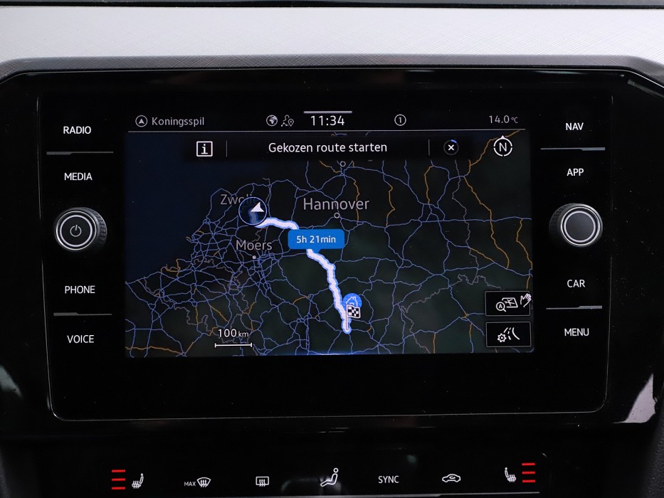 Volkswagen Passat Volkswagen Passat Variant 1.4 TSI PHEV GTE Business 218 pk trekhaak 1600kg Bj 2021 Dealer onderhouden !!