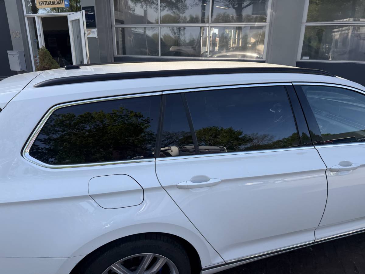 Volkswagen Passat Volkswagen Passat Variant 1.4 TSI PHEV GTE Business 218 pk trekhaak 1600kg Bj 2021 Dealer onderhouden !!