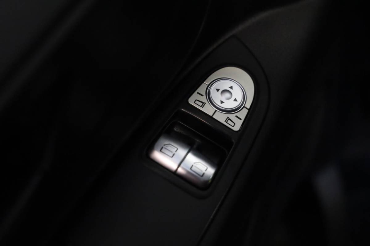 Mercedes-Benz Vito Mercedes-Benz Vito 116 CDI Lang AIRCO CLIMA CRUISE CONTROL DUBB. ACHTERDEUREN LEASE v/a 169 p.m. INRUIL MOGELIJK